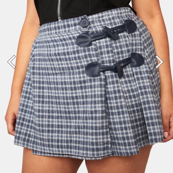 HOROSCOPEZ Plus Effortless Charm Plaid Skirt - Picture 4 of 4